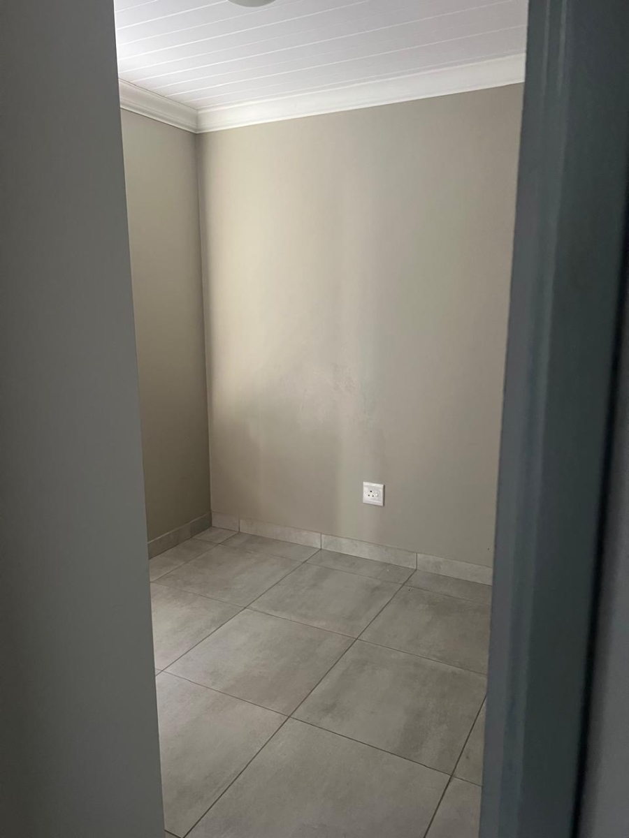 To Let 3 Bedroom Property for Rent in Ellaton North West